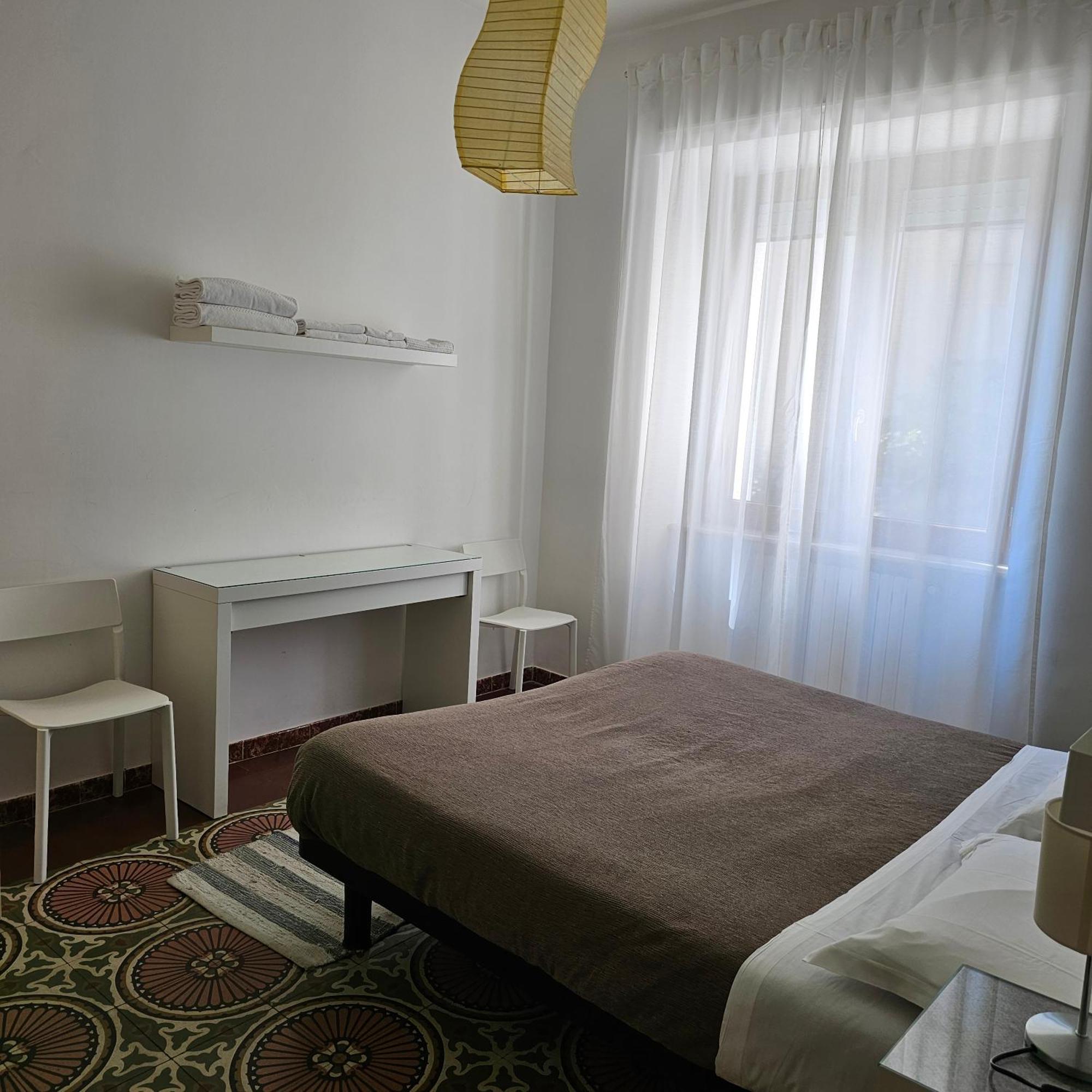 Essential Room & Parking In Centro Citta Con Parcheggio Privato E Wifi Potenza Exteriér fotografie